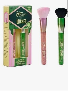 IT Brushes for ULTA x Wicked Blush & Foundation Brush Duo - Pink & Green